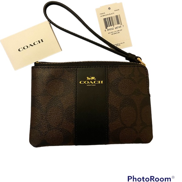 COACH Corner Zip Wristlet in 2 tone brown - Picture 2 of 5
